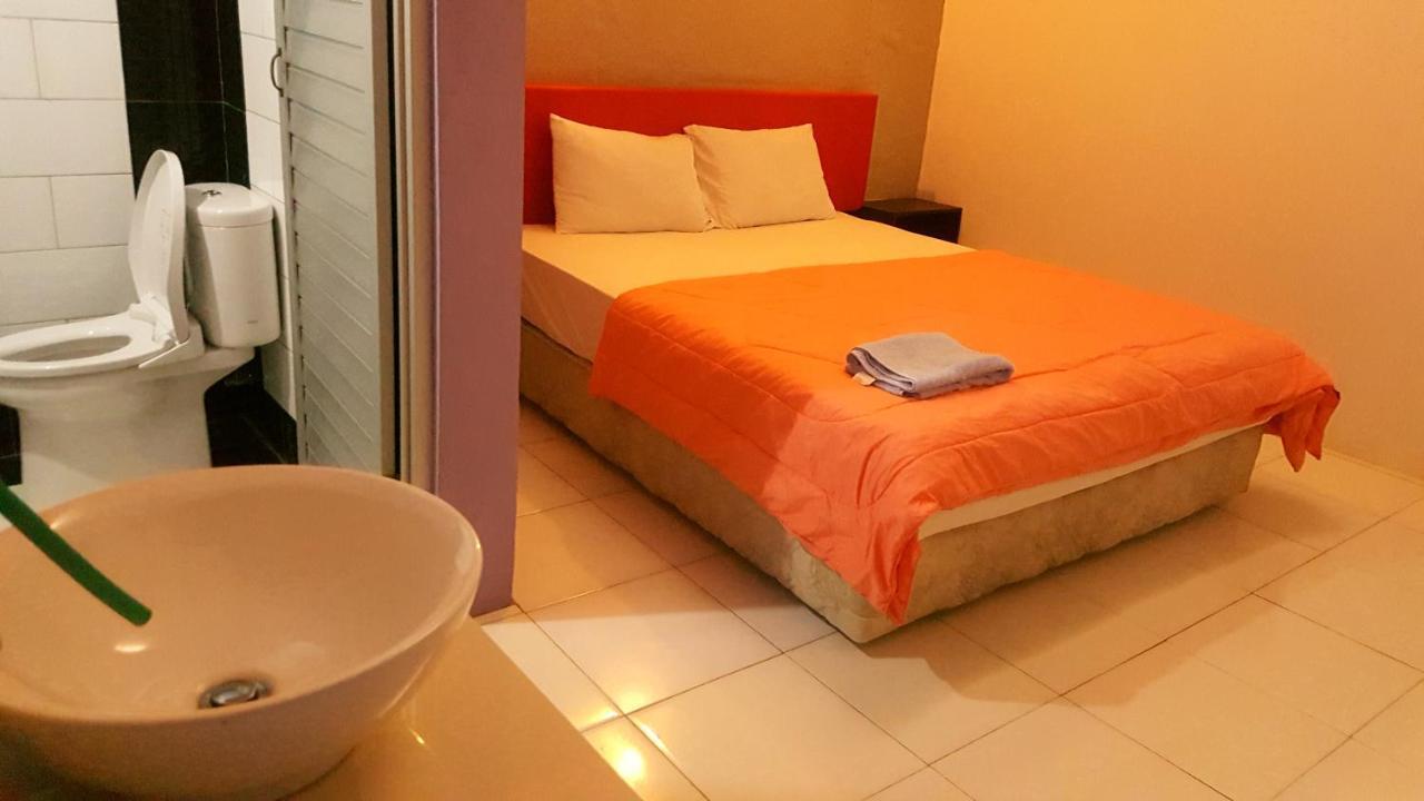 Hotel Segara Mandala Negara  Экстерьер фото