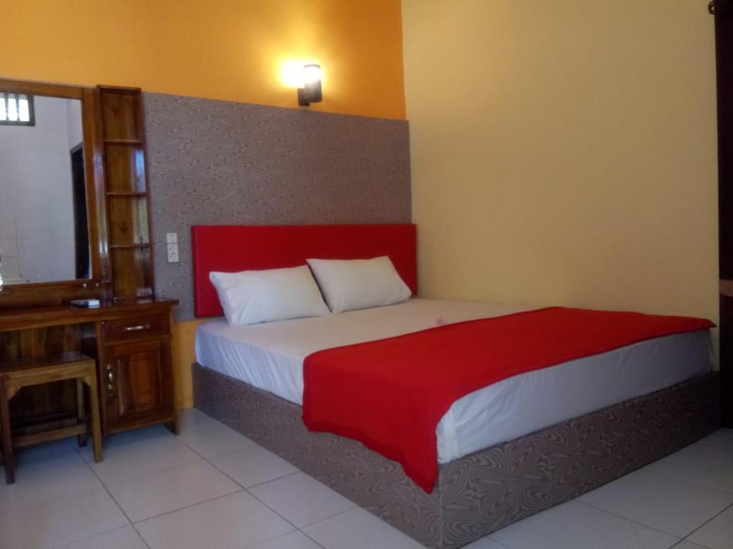 Hotel Segara Mandala Negara  Экстерьер фото