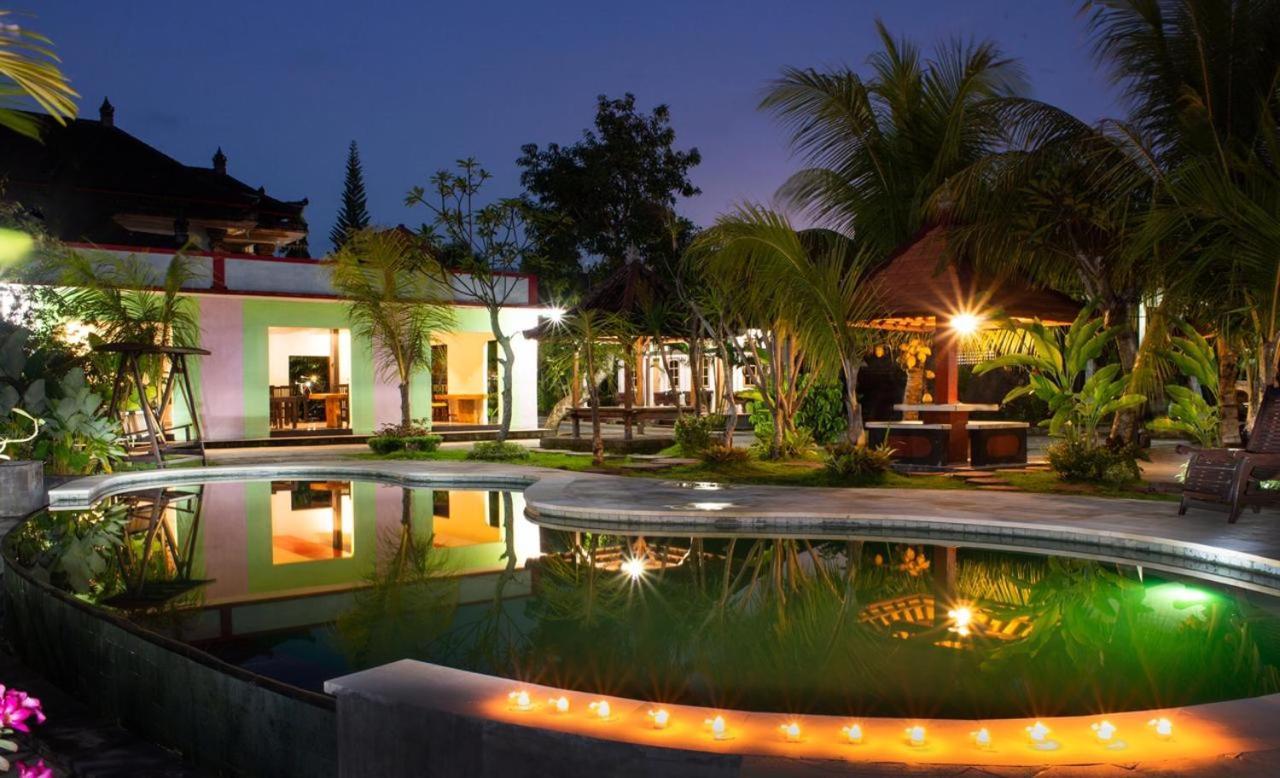 Hotel Segara Mandala Negara  Экстерьер фото